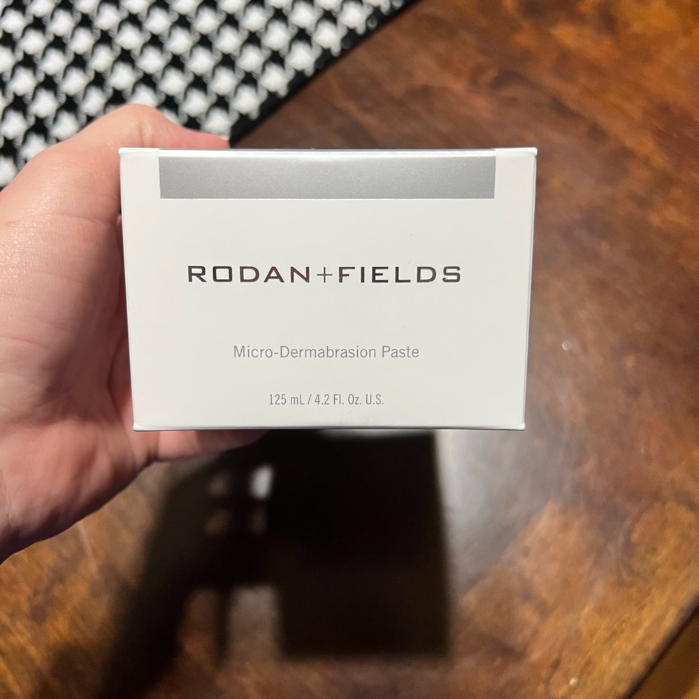 Rodan + Fields Micro-Dermabrasion Paste, new